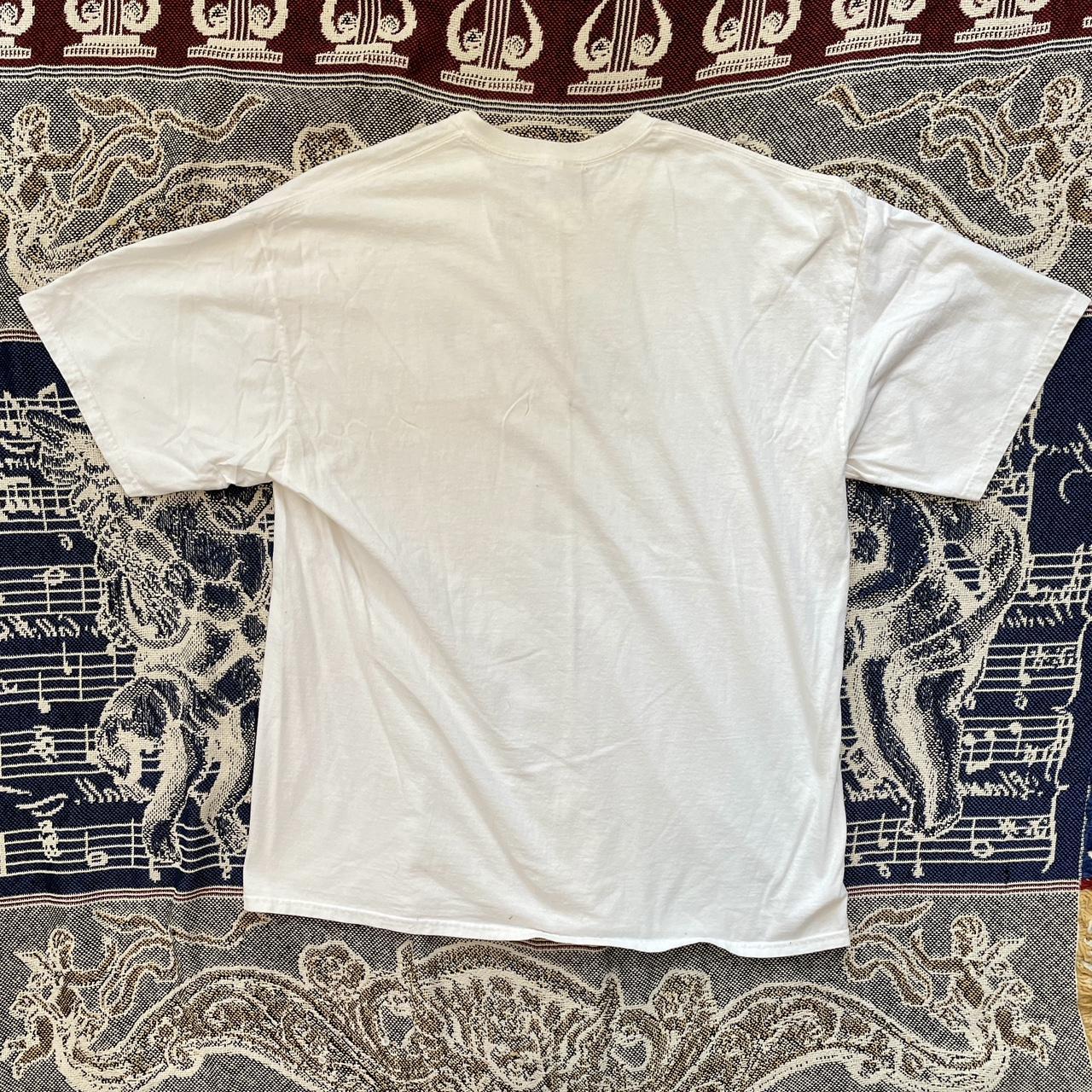 Vintage Y2K Rasta Lion Artwork Tee-Shirt •
