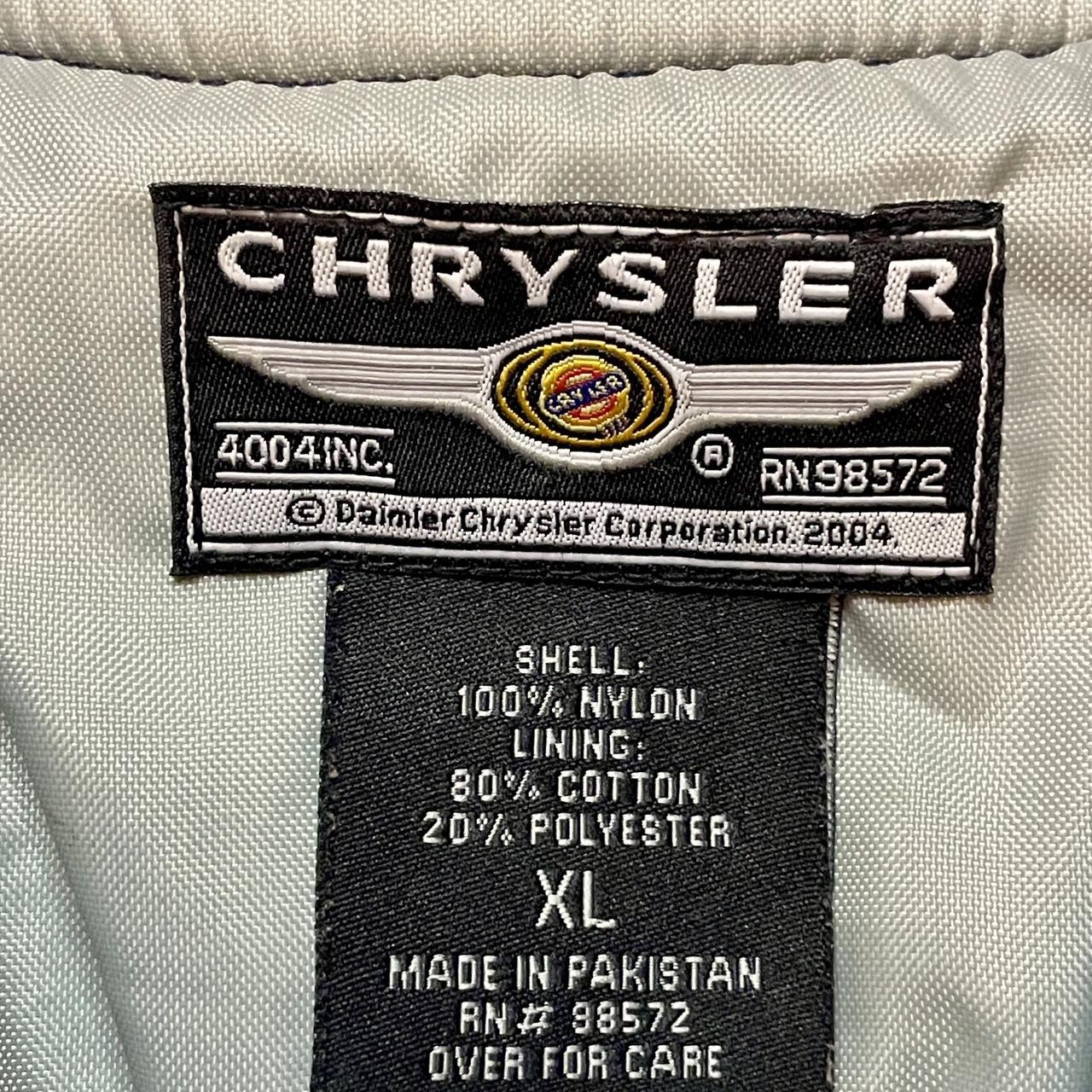Vintage 2004 Chrysler Crew Neck Windbreaker Jacket •